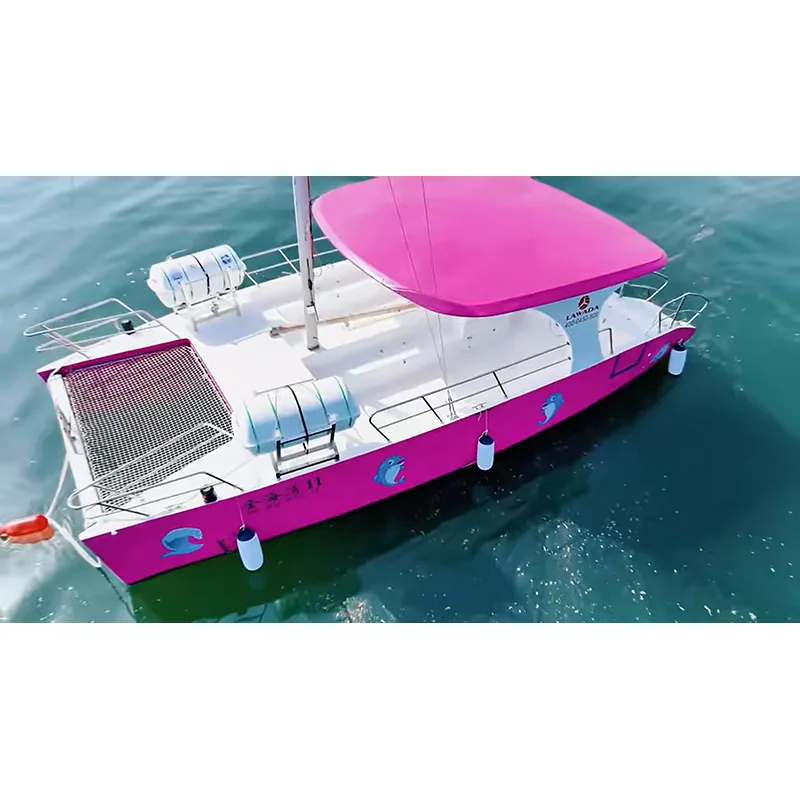 catamaran เชิงพาณิชย์ 30 ฟุต